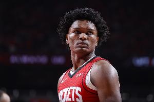 ESPN：火箭已向其他球队明确表示 阿门-汤普森是非卖品