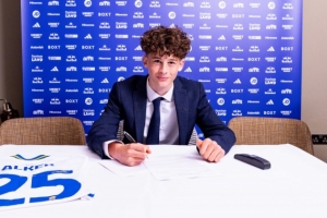 邮报：多特、药厂有意利兹联16岁中场萨姆-阿尔克